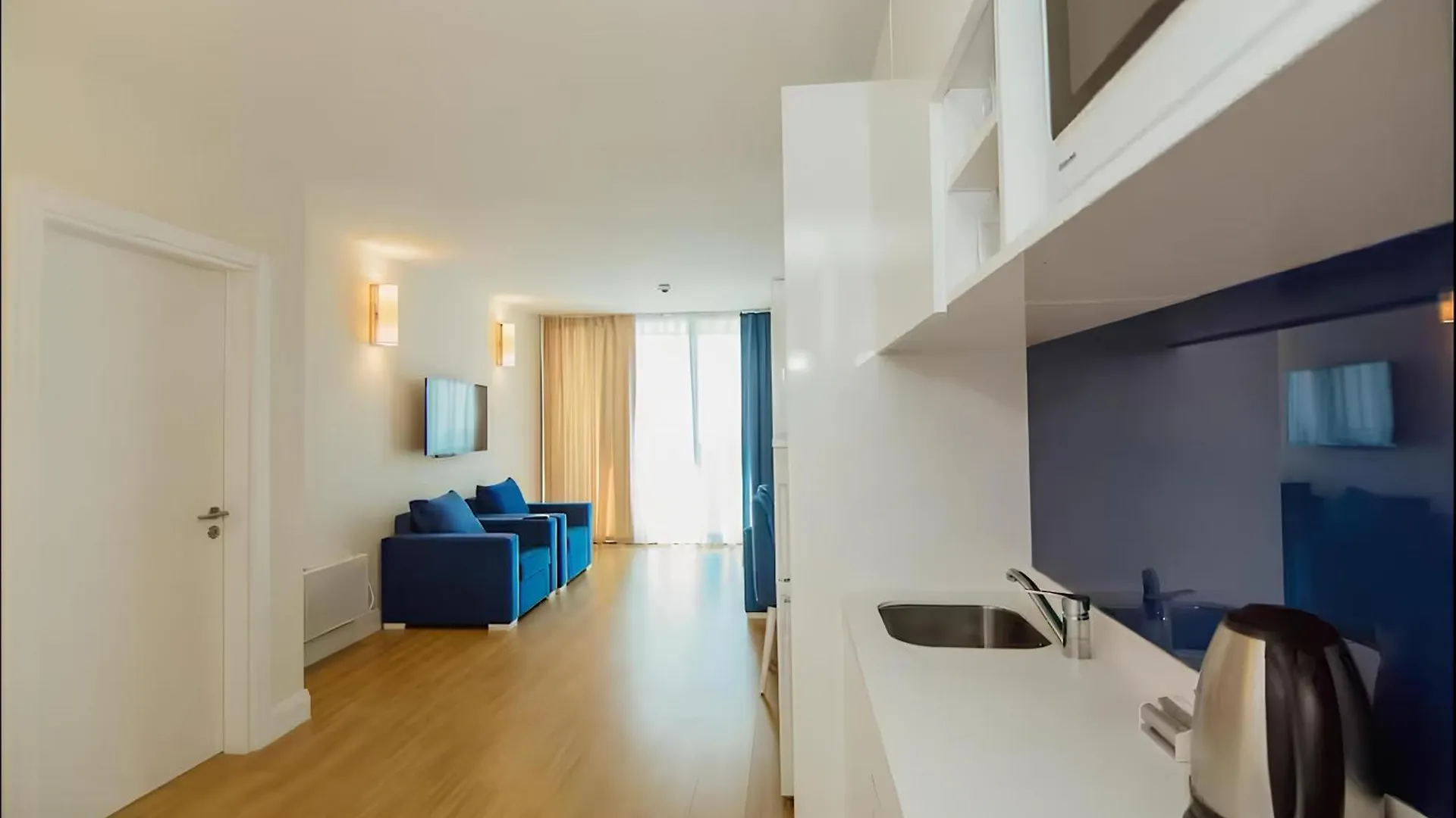 Orbi City Luxury Suite Georgia